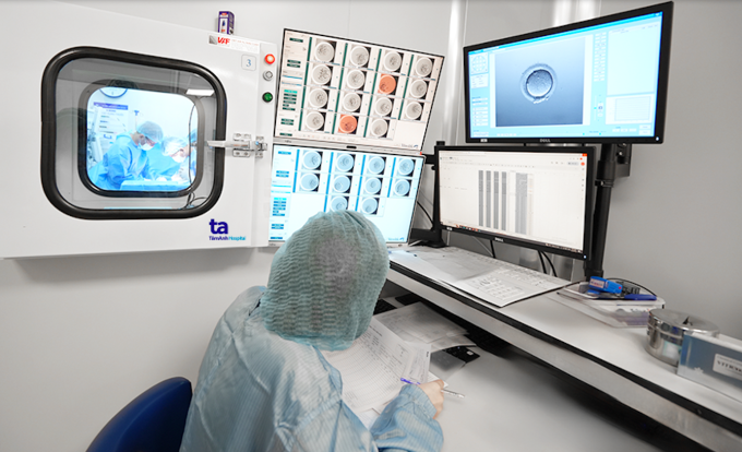 Ứng dụng trí tuệ nhân tạo nuôi cấy phôi