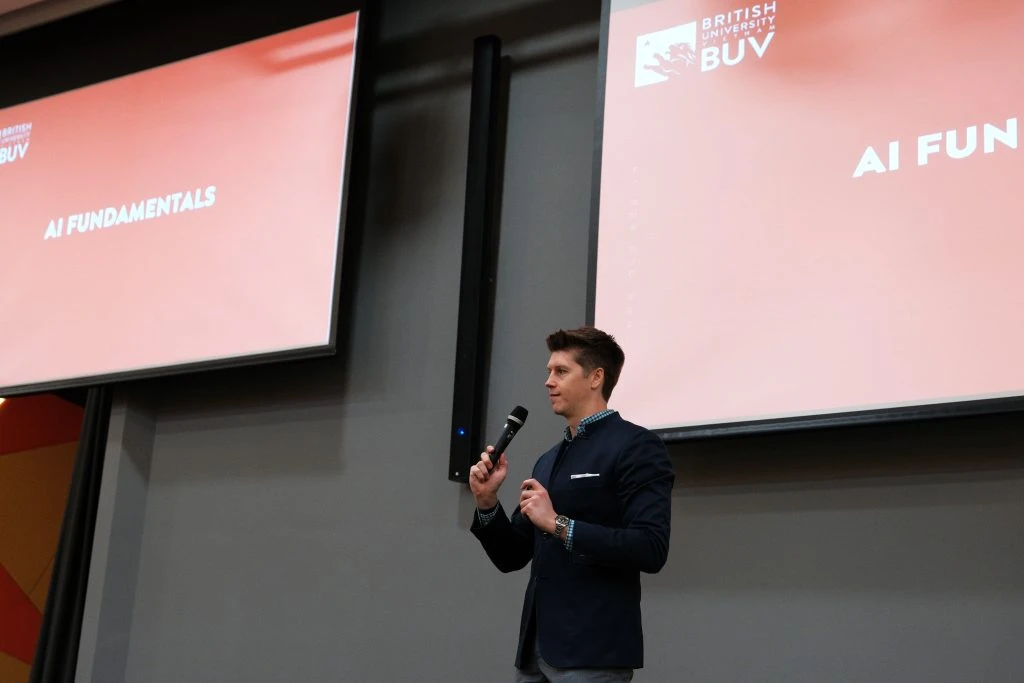 BUV tiên phong đổi mới giáo dục trong kỷ nguyên AI